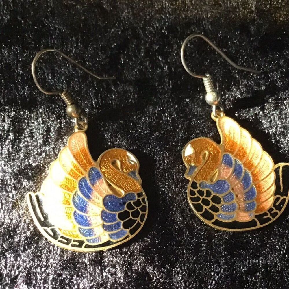 Vintage Enamel Swan Dangle Drop Earrings Pierced Hook Womens Costume Jewelry